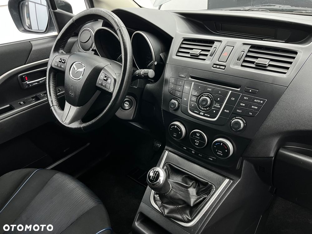 Mazda 5 - 8
