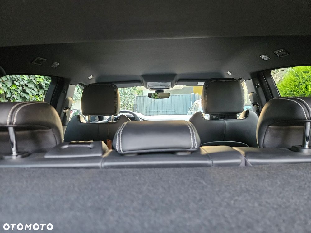 Jaguar E-Pace D240 AWD R-Dynamic SE - 32