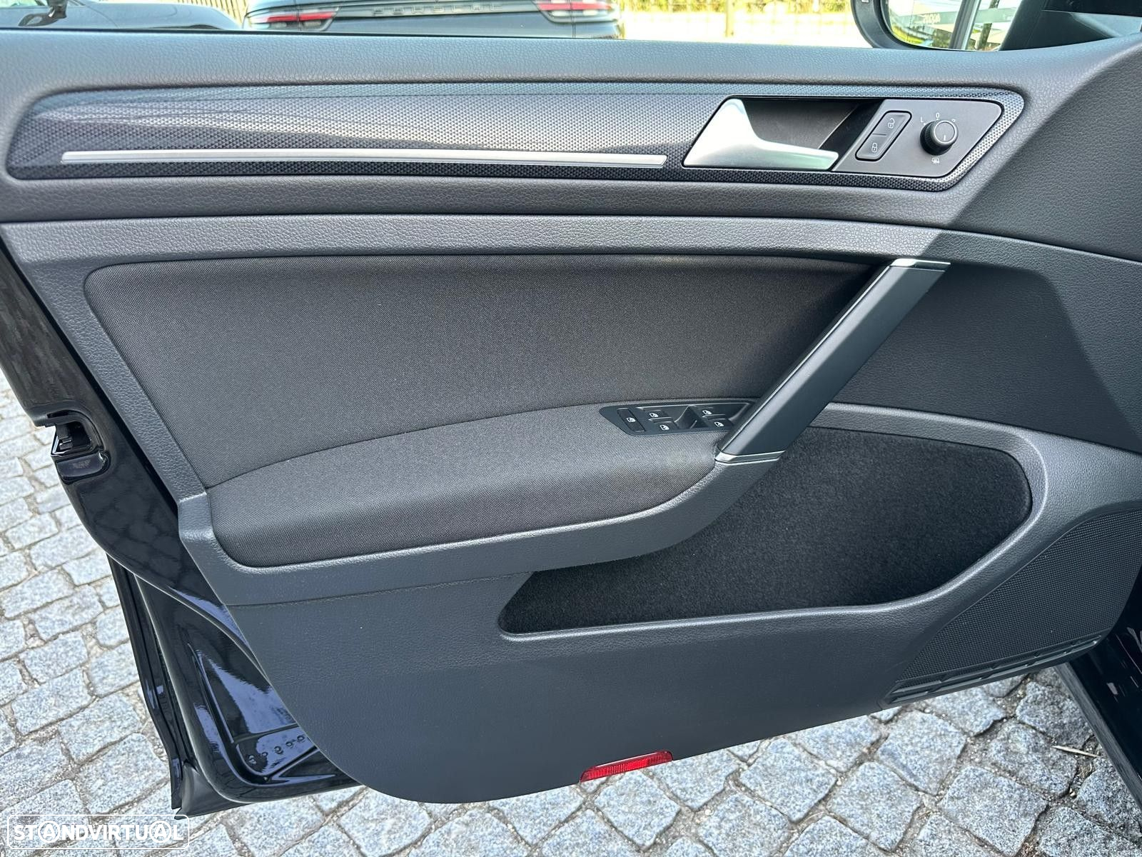 VW Golf Variant 2.0 TDI Highline DSG - 44
