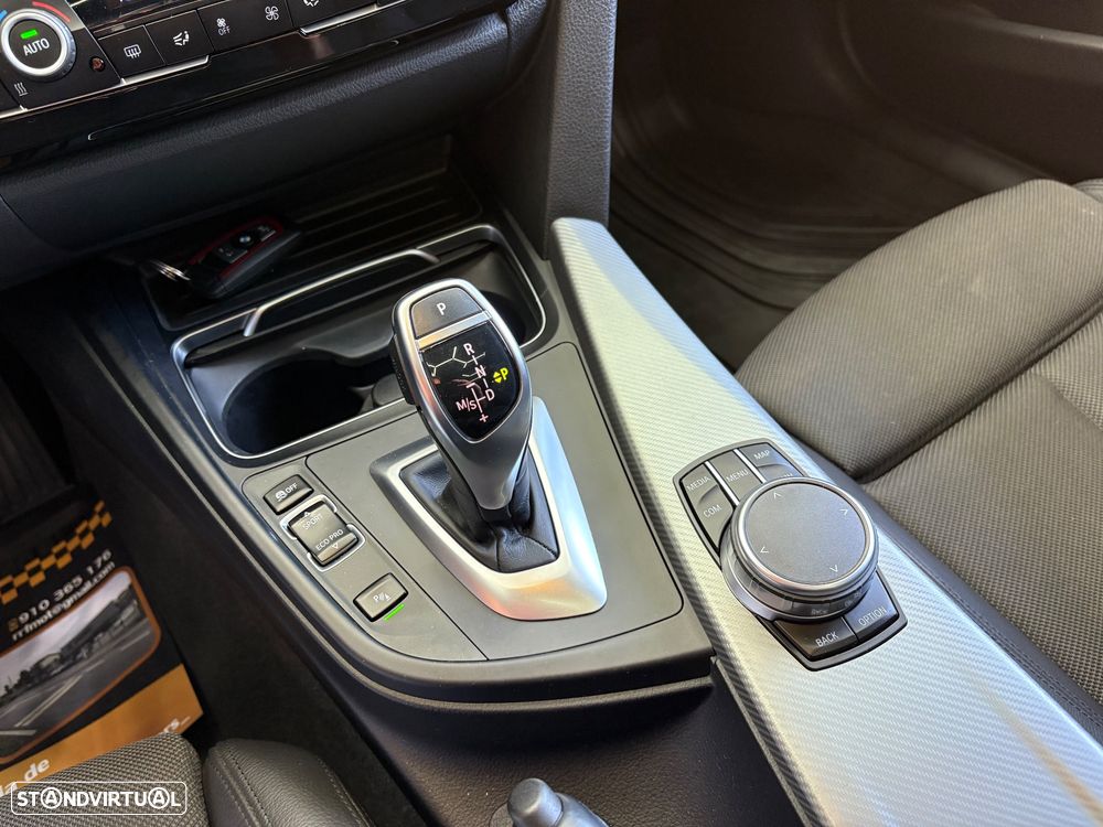 BMW 320 d Touring Sport-Aut. Efficient Dynamics Edition - 12