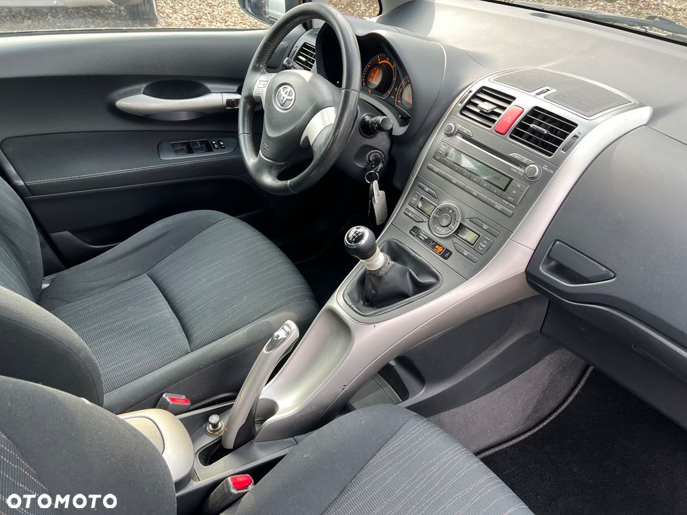 Toyota Auris 1.4 D-4D Edition - 25