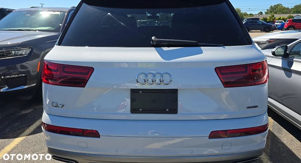 Audi Q7 - 5
