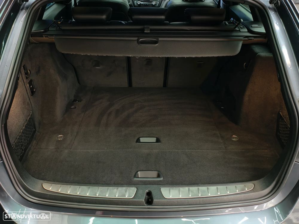 BMW 320 d Auto Pack M - 35
