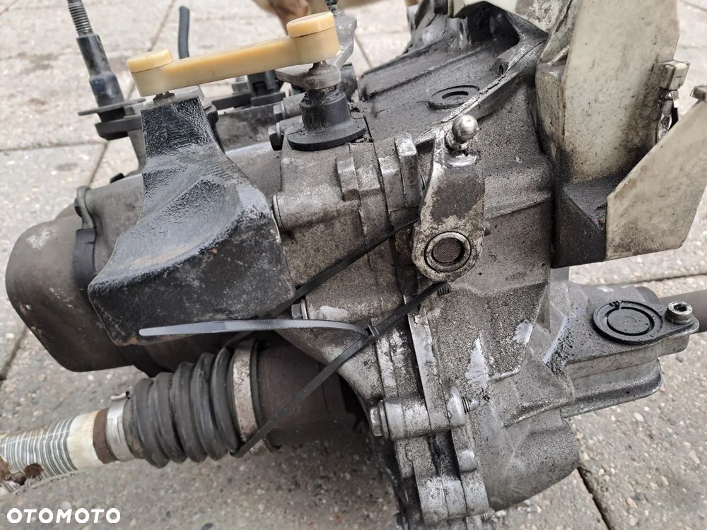 Citroen C4 1.4 16V 2004-2011r. skrzynia biegów kod 20CQ15 - 16