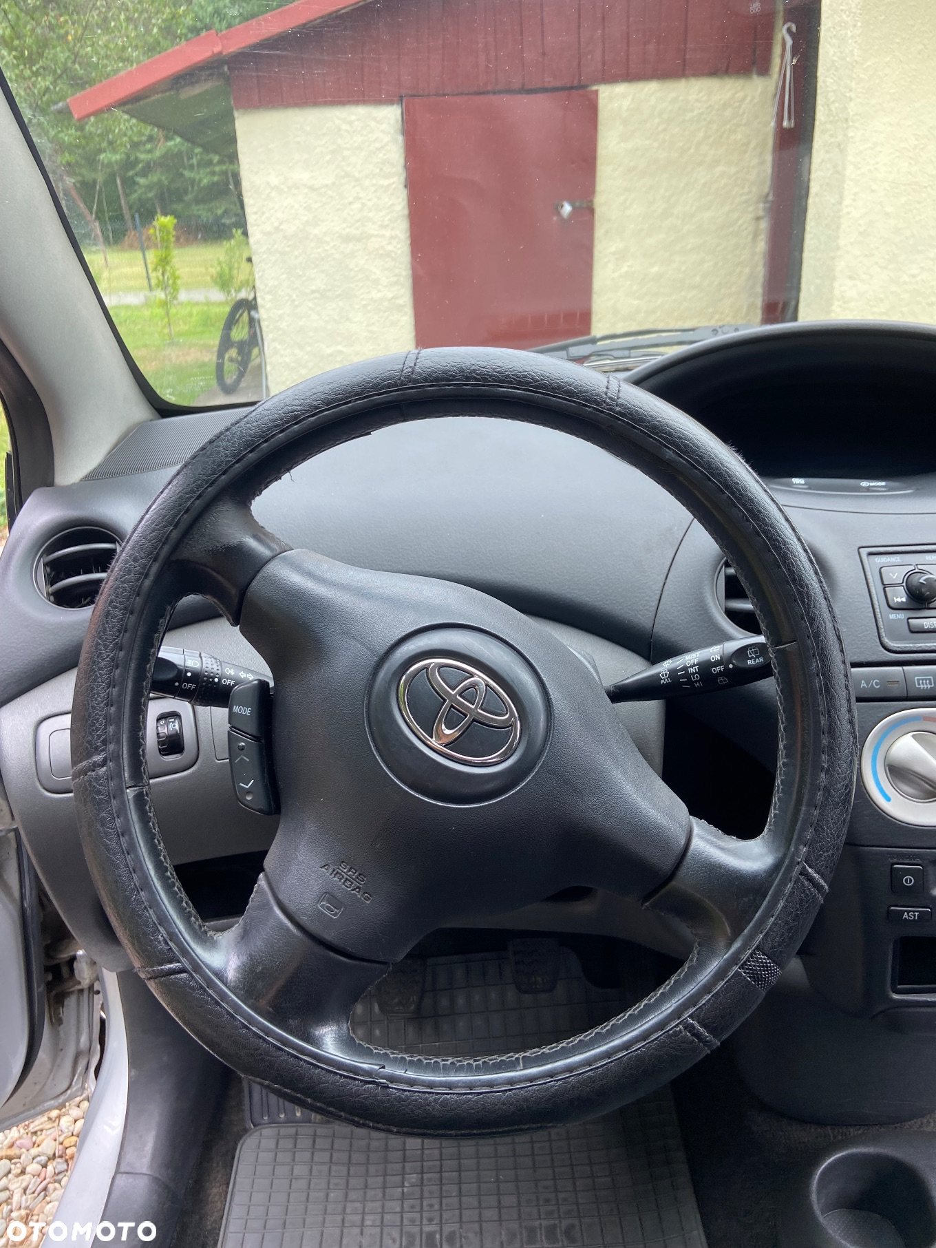 Toyota Yaris 1.4 D-4D Base - 7