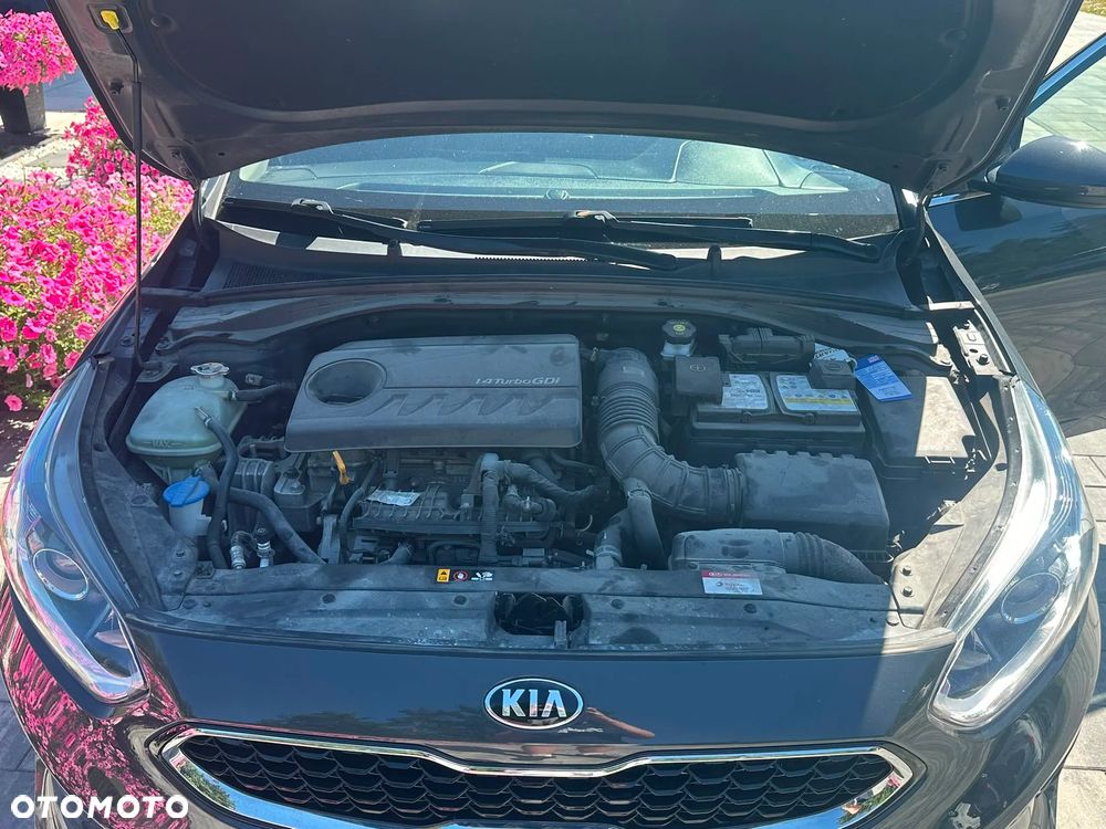 Kia Ceed - 28