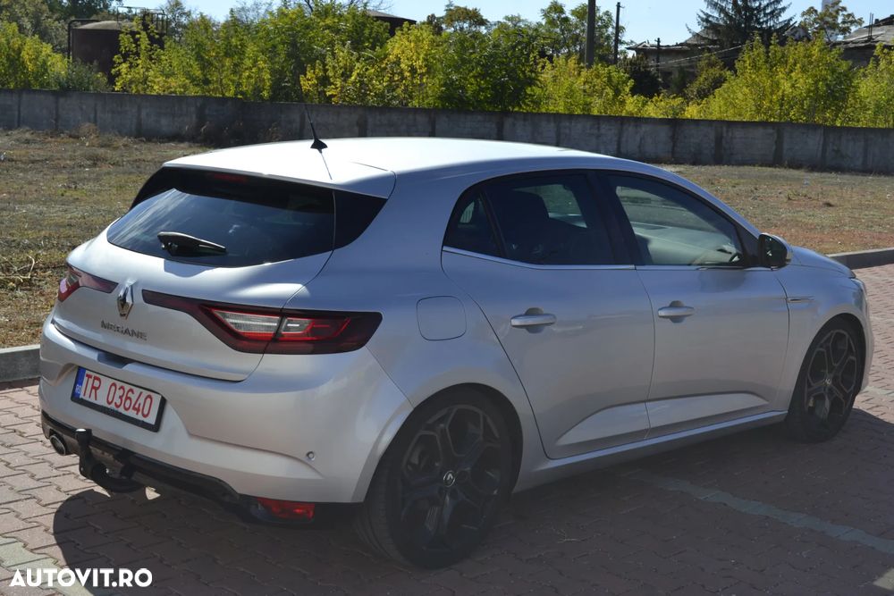 Renault Megane ENERGY dCi 110 Start & Stop Bose Edition - 5