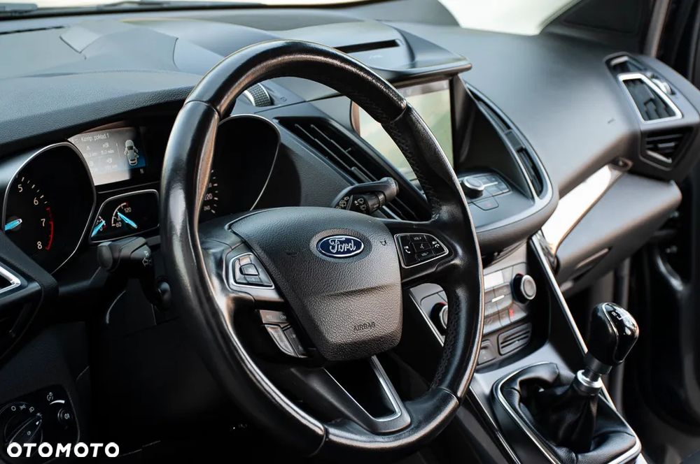 Ford Kuga 1.5 EcoBoost 2x4 Cool & Connect - 37