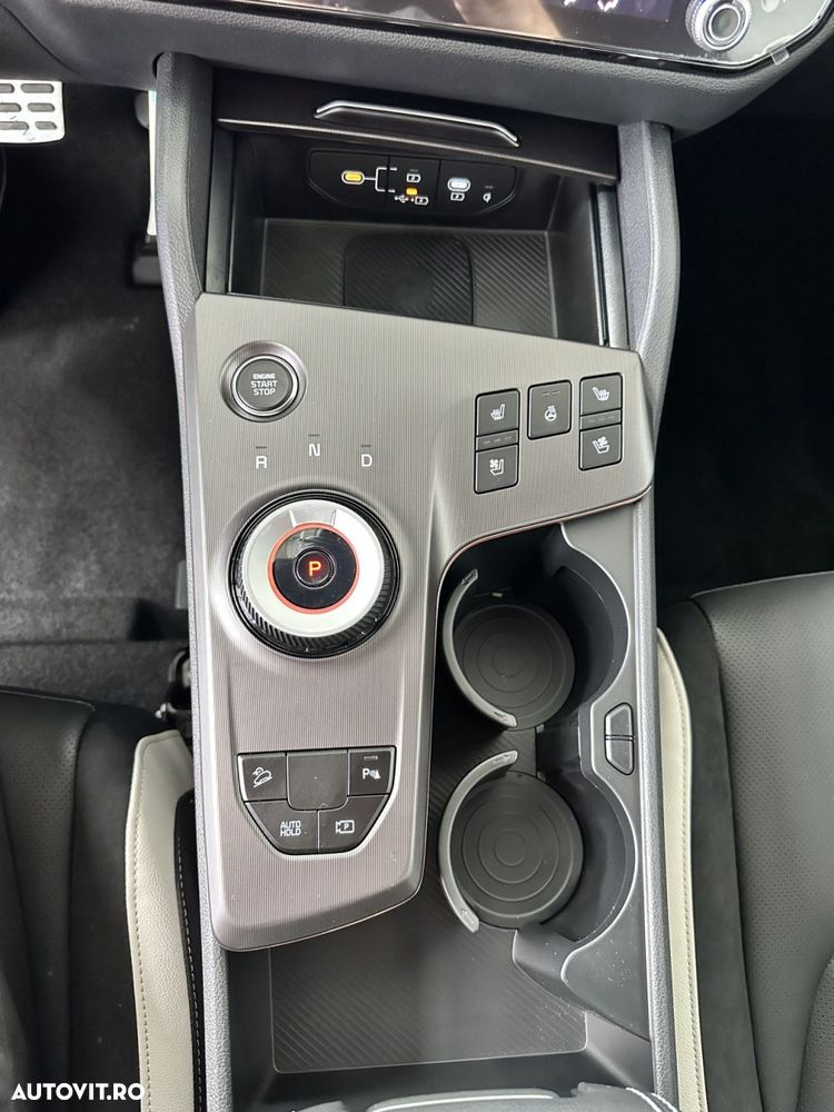 Kia Sportage PE 1.6 T-GDI HEV 6AT 4x2 GT Line - 12