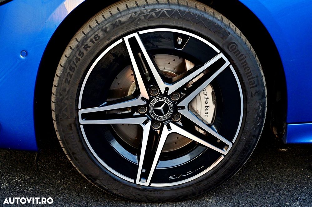 Mercedes-Benz C 300 e 9G-TRONIC AMG Line - 13