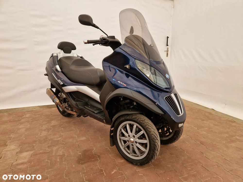 Piaggio MP-3 - 13