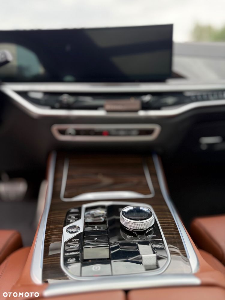 BMW X5 xDrive50e - 28