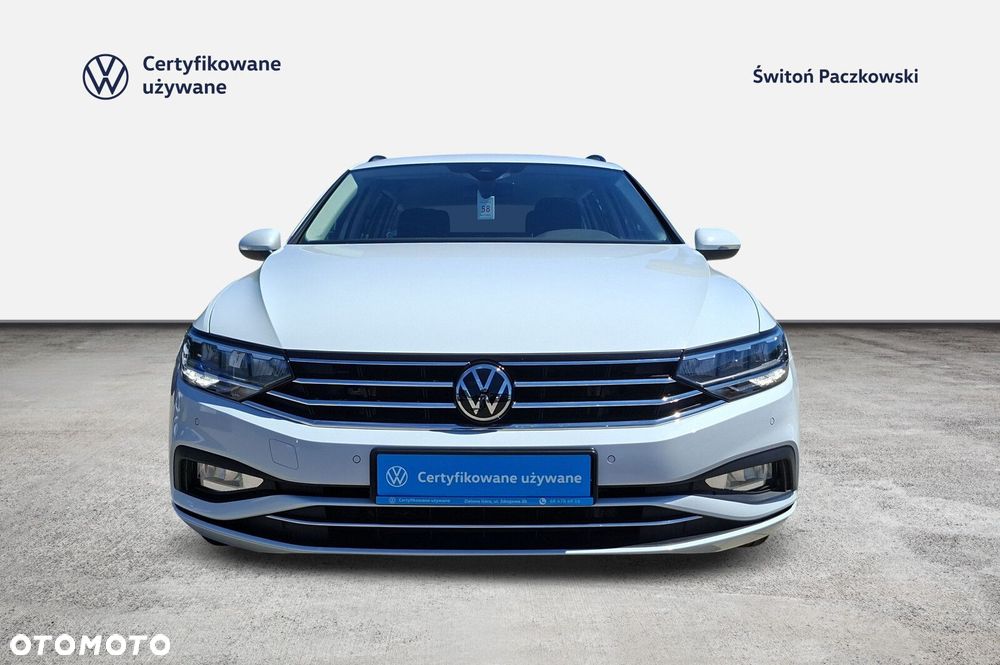 Volkswagen Passat - 9