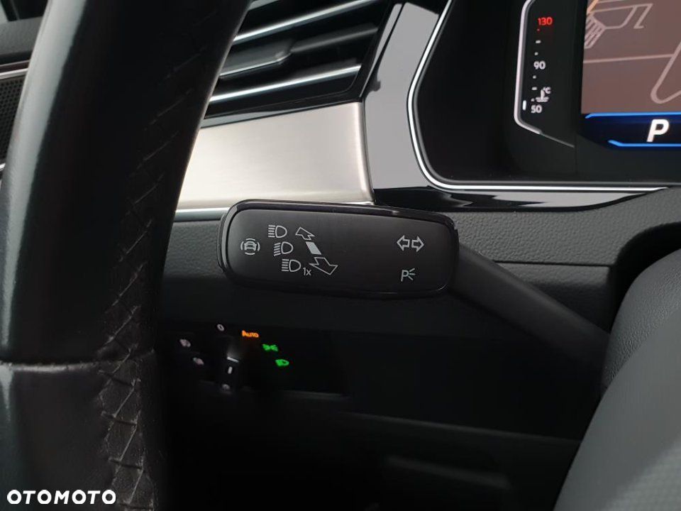 Volkswagen Passat - 19