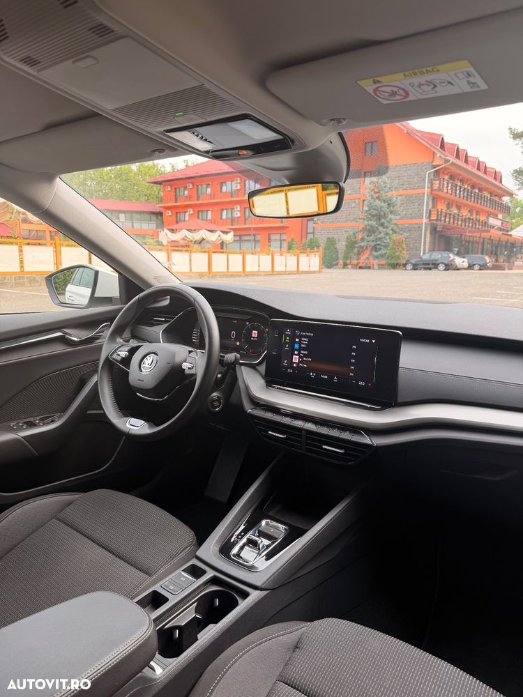Skoda Octavia 2.0 TDI DSG Ambition - 6