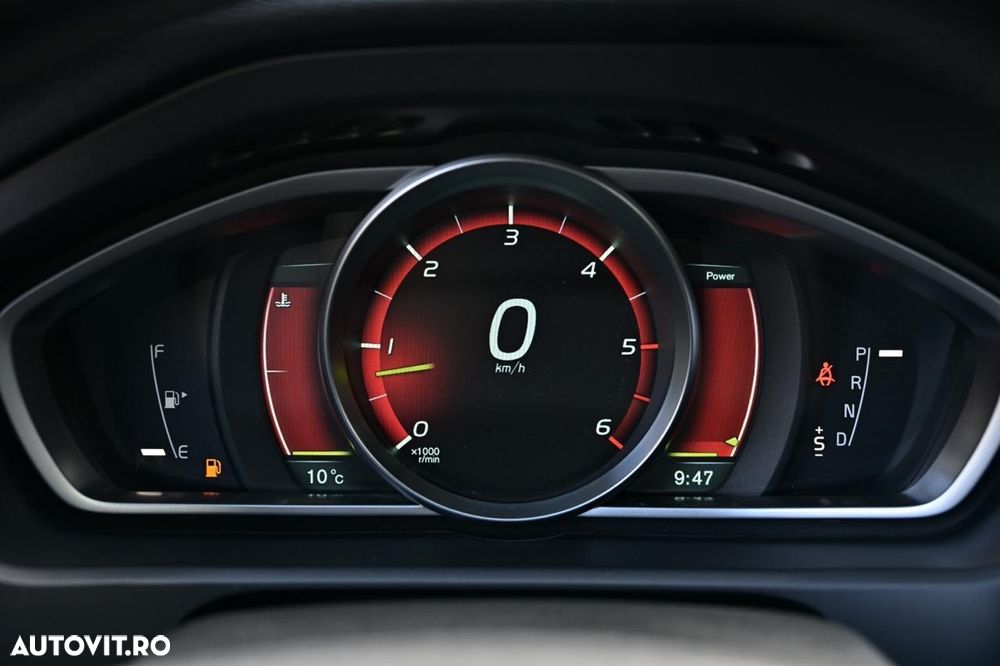 Volvo V40 D3 Aut. Basic - 18
