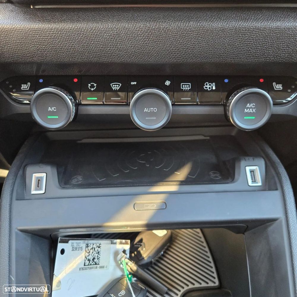Citroën e-C4 50 kWh Shine - 19