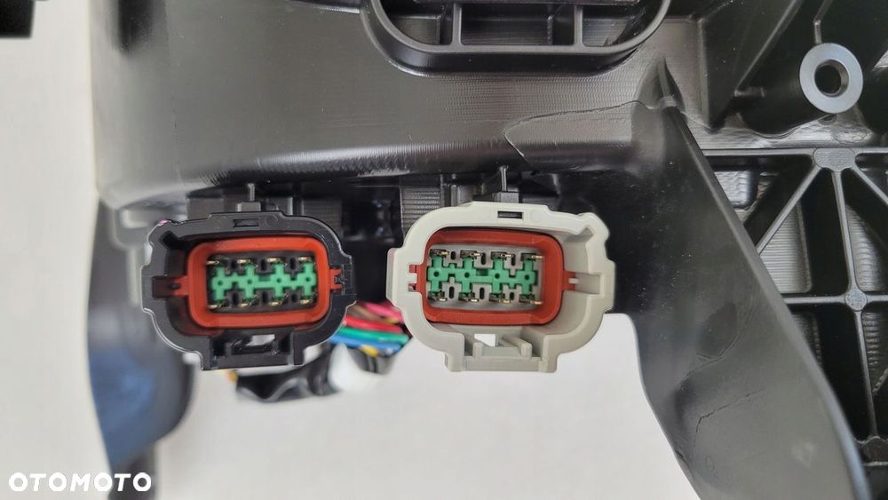 LAMPA PRAWA PRZÓD MITSUBISHI OUTLANDER IV SOCZEWKA 2021- 26010WC20P W5244 - 8