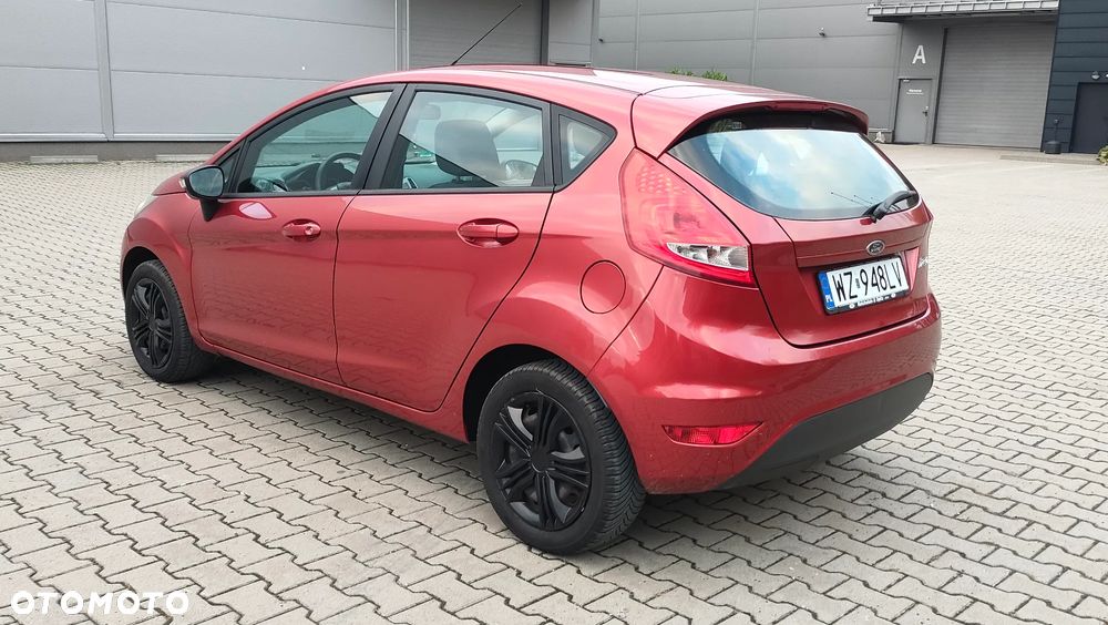 Ford Fiesta - 10