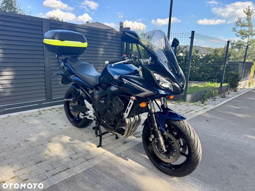 Yamaha FZ6 - 1