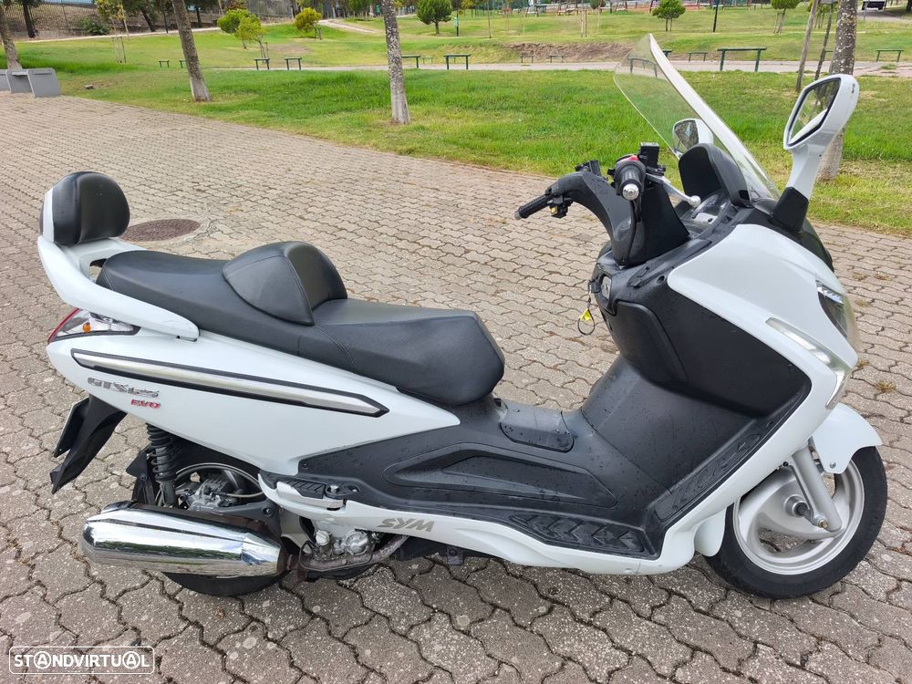 Sym GTS 125 evo - 12