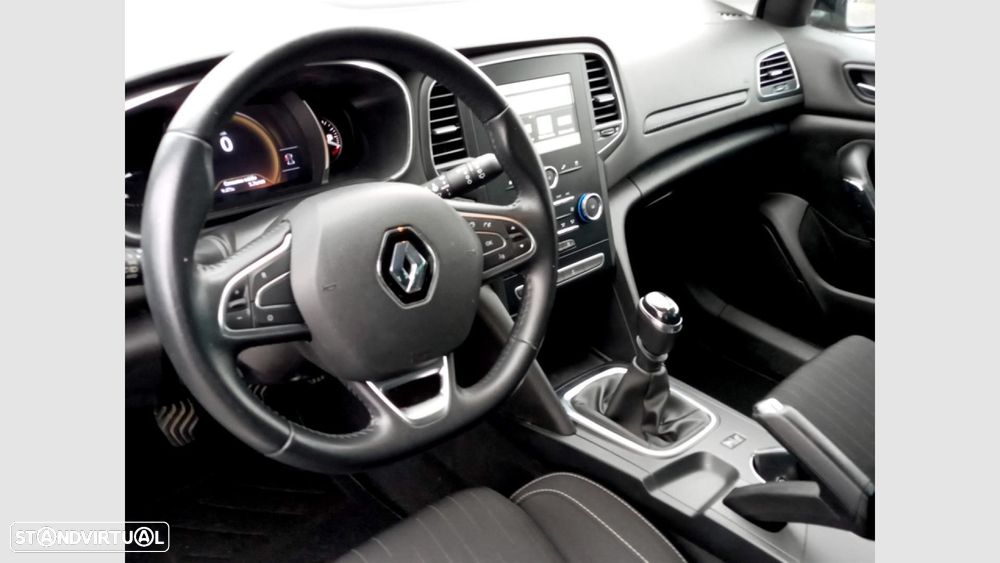 Renault Mégane 1.5 Blue dCi Limited - 13