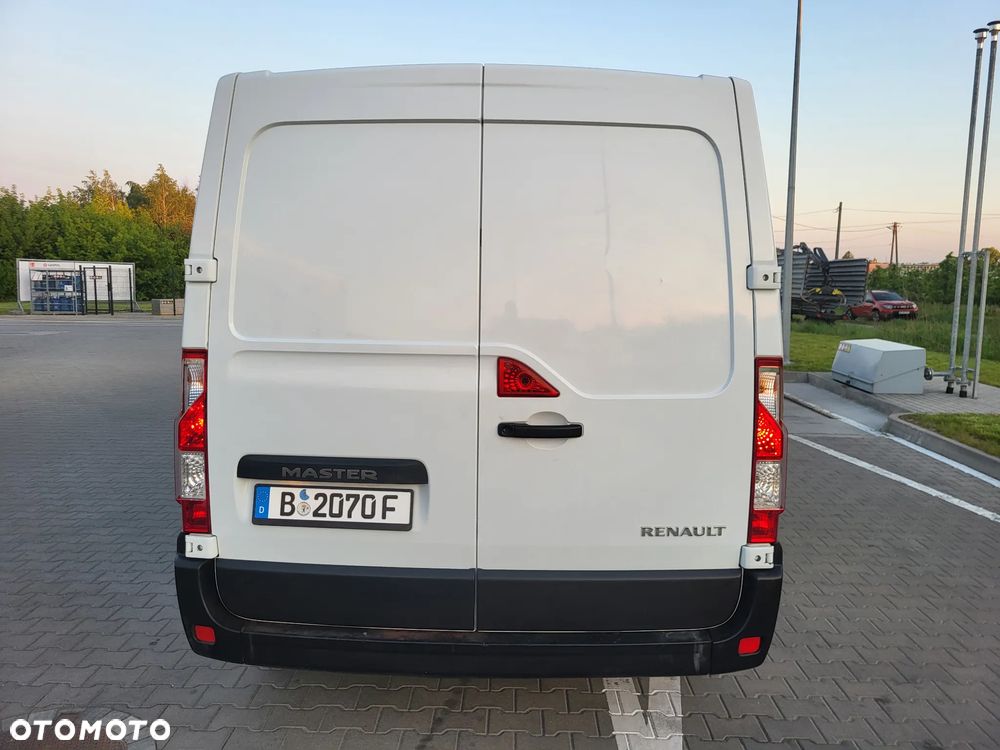 Renault Master - 10