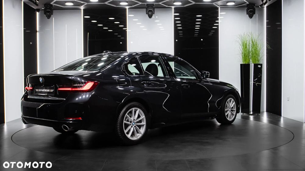 BMW Seria 3 318i Sport Line - 6