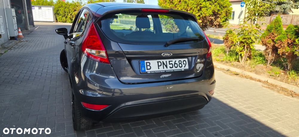 Ford Fiesta 1.25 Champions Edition - 11