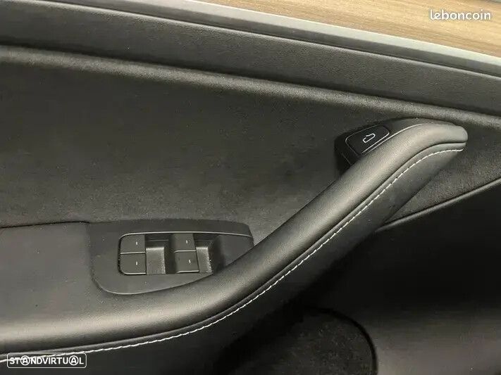 Tesla Model Y RWD - 18