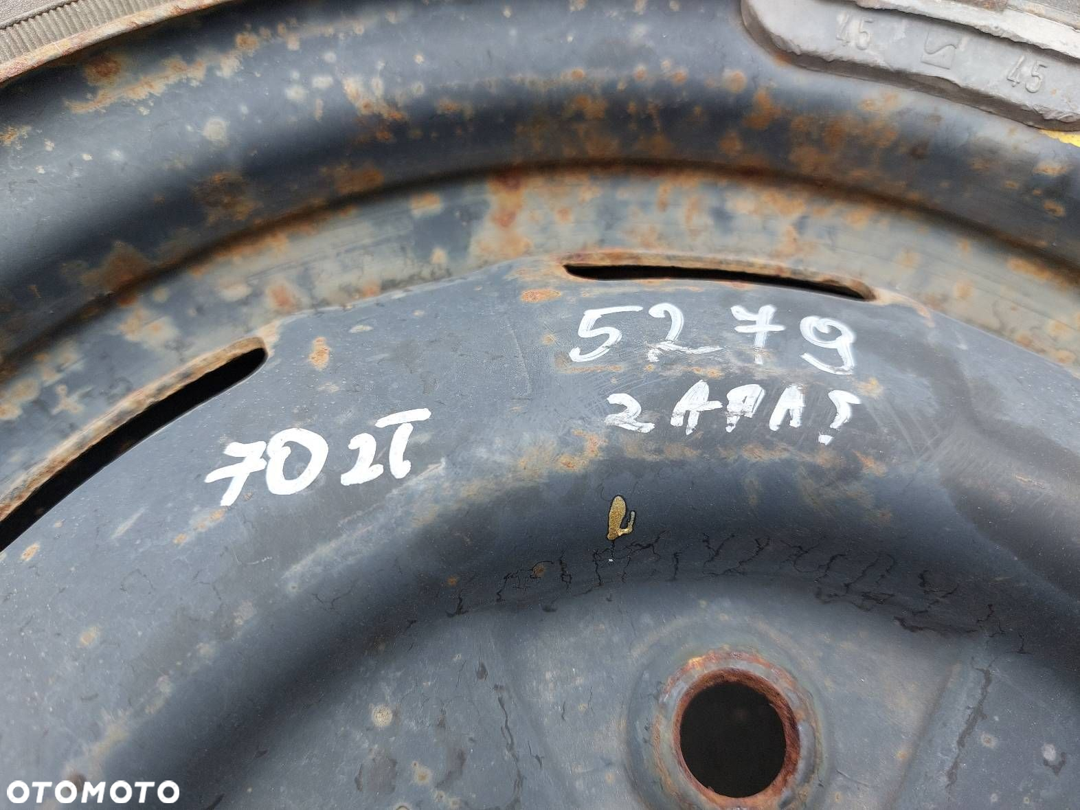 KOŁO FELGA OPONA 4x114,3 5Jx13 FI66,1 175/70R13 NISSAN 40300-90J05 - 4
