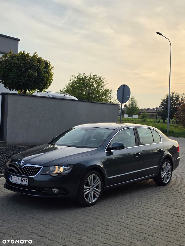 Skoda Superb 1.6 TDI Ambition - 5