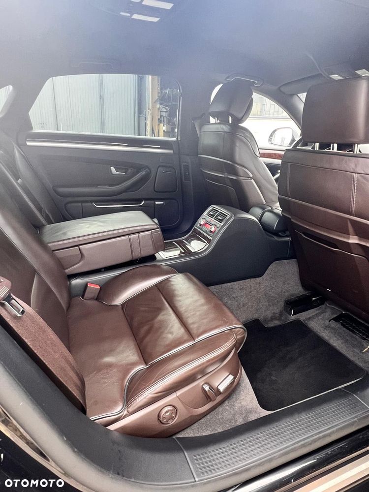 Audi A8 - 5