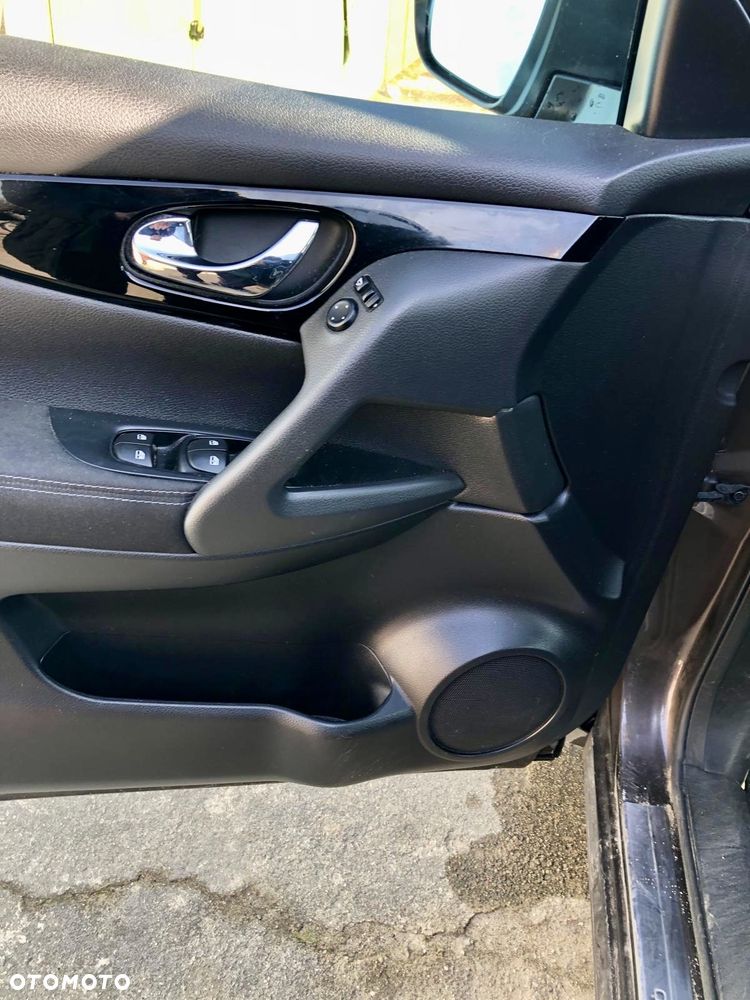 Nissan Qashqai 1.2 DIG-T Acenta EU6 - 12