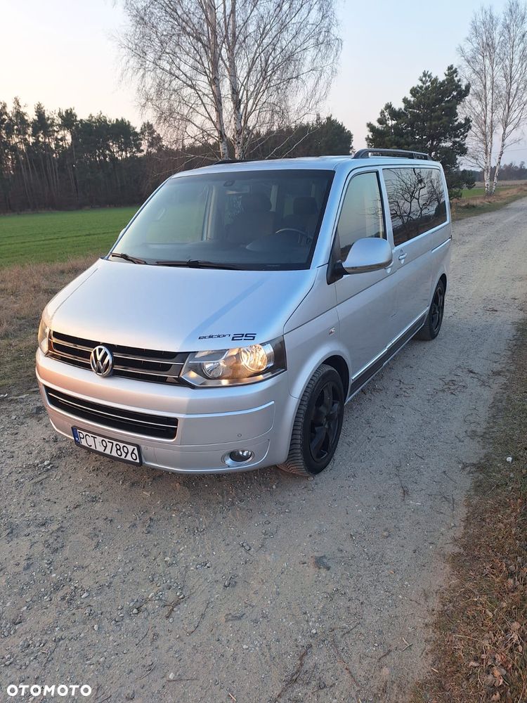 Volkswagen Multivan - 1