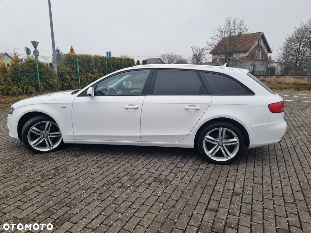 Audi A4 Avant 2.0 TDI DPF Ambiente - 32