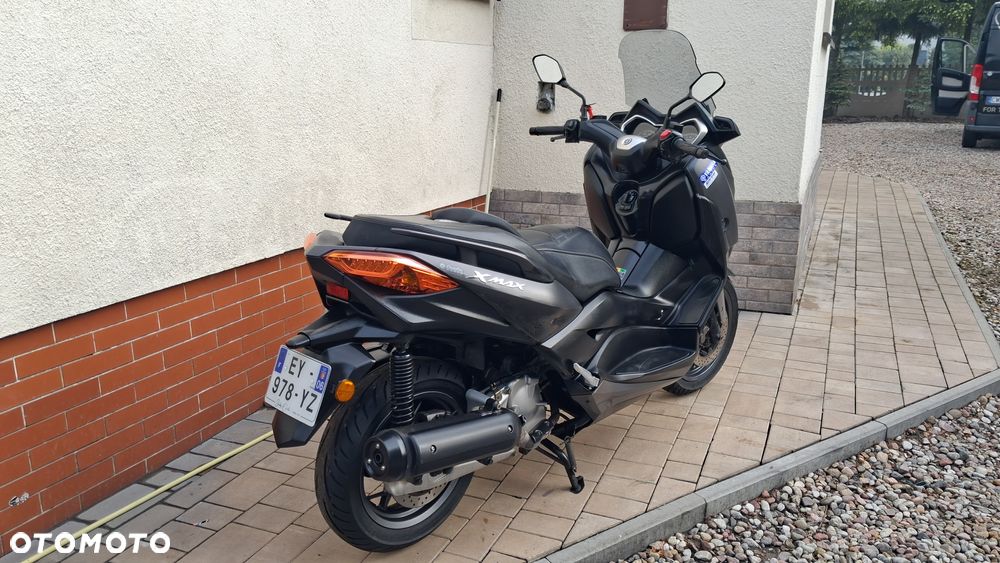 Yamaha X-max - 10