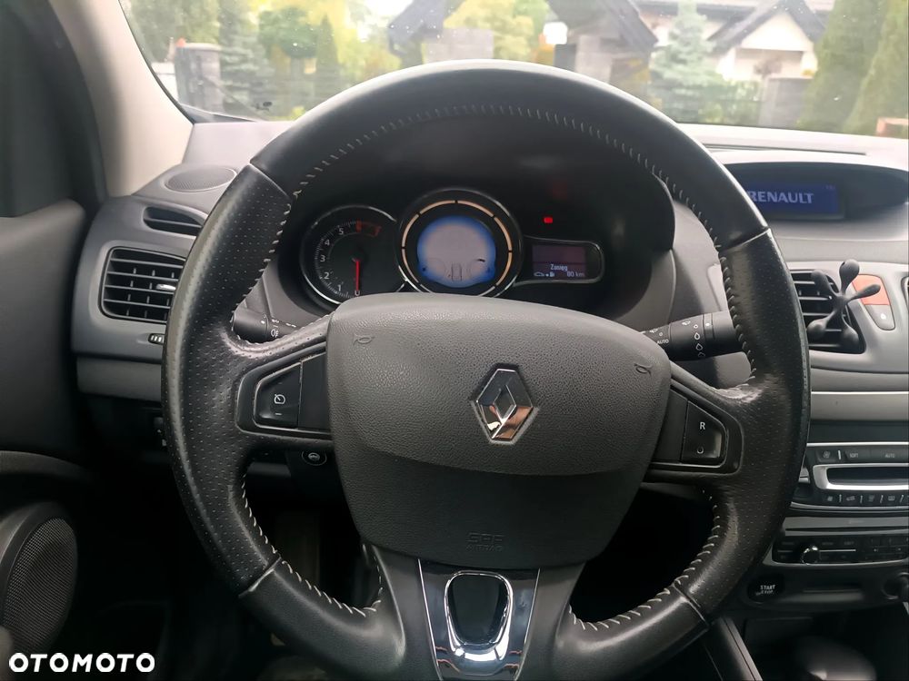 Renault Fluence 1.6 16V Limited - 9