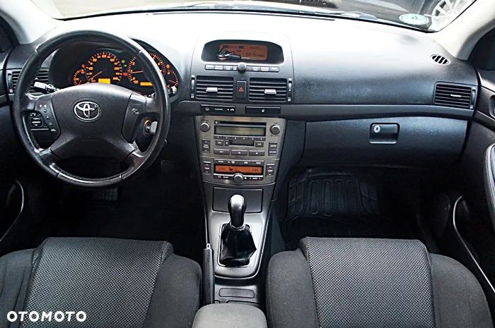 Toyota Avensis 1.8 VVT-i Luna - 5