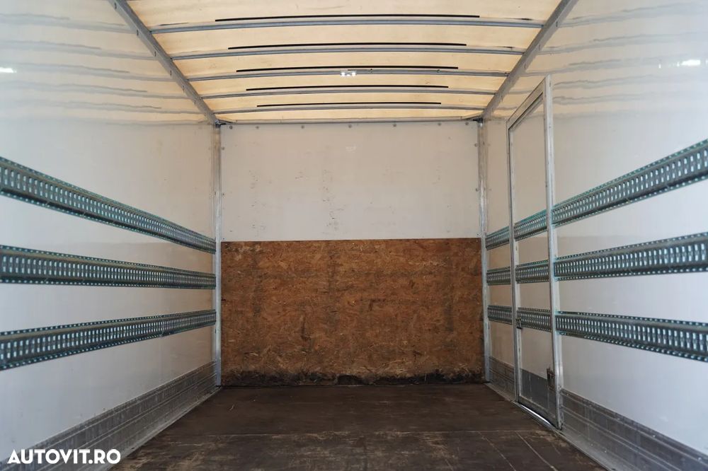 Iveco DAILY 70 - 160 / CONTAINER 5.2 m / DHOLLANDIA LIFT / GVW: 7.000 KG / 2021 / IMPORTAT - 24