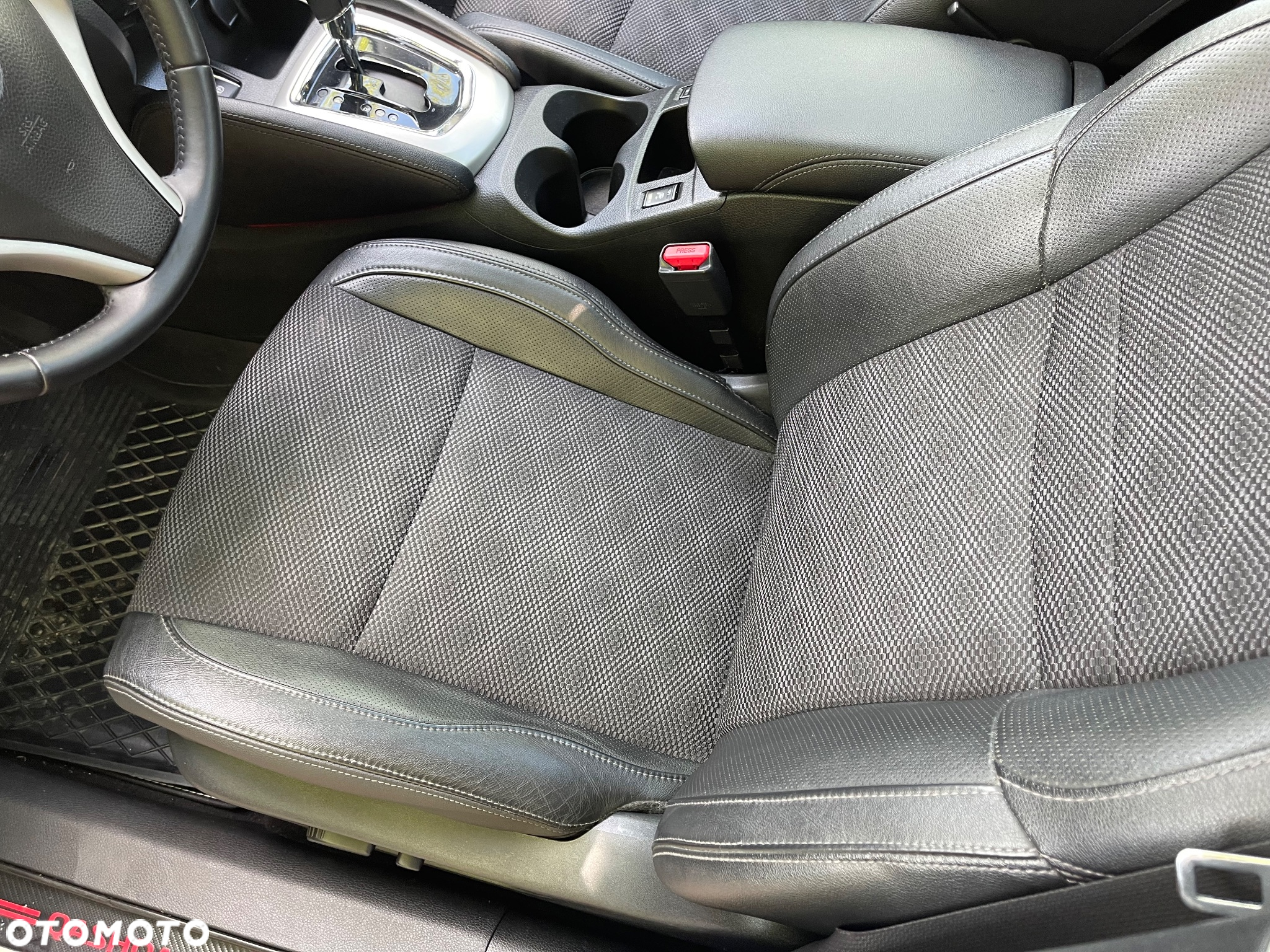 Nissan Qashqai 1.6 DCi Tekna Xtronic EU6 - 18