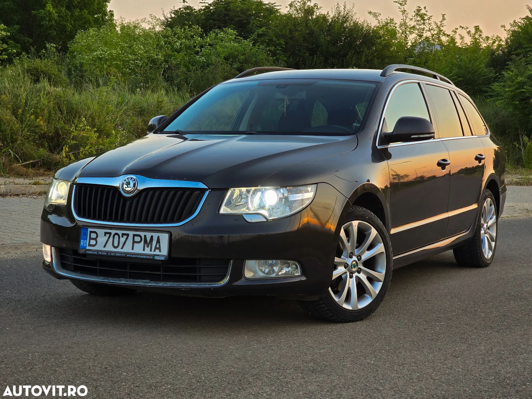 Skoda Superb Combi 1.6 TDI Ambition - 1