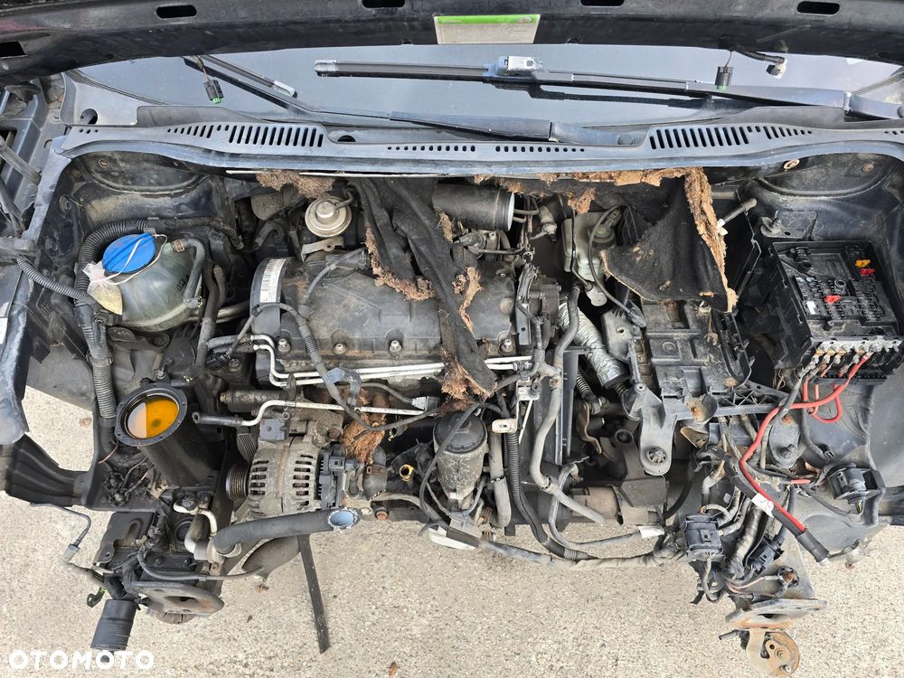 A120 / VOLKSWAGEN TOURAN / NA CZĘŚCI - 8