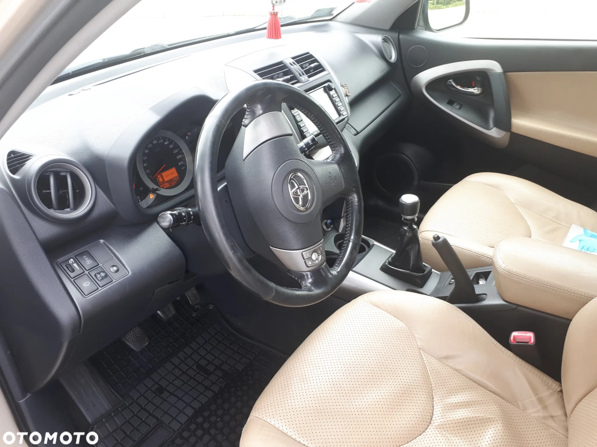 Toyota RAV4 2.2 D-4D Luna - 15