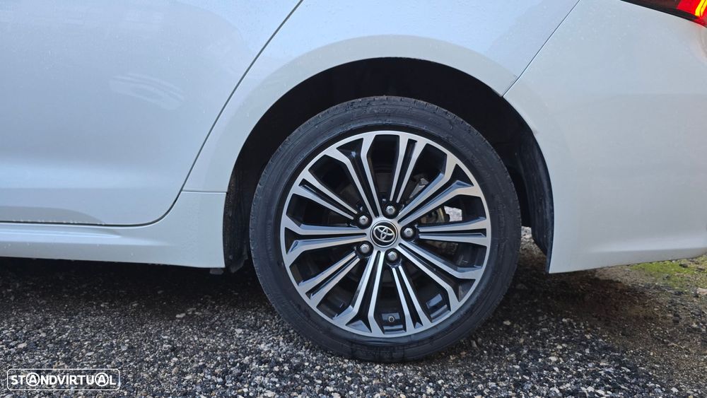 Toyota Corolla SD 1.8 Hybrid Comfort - 50