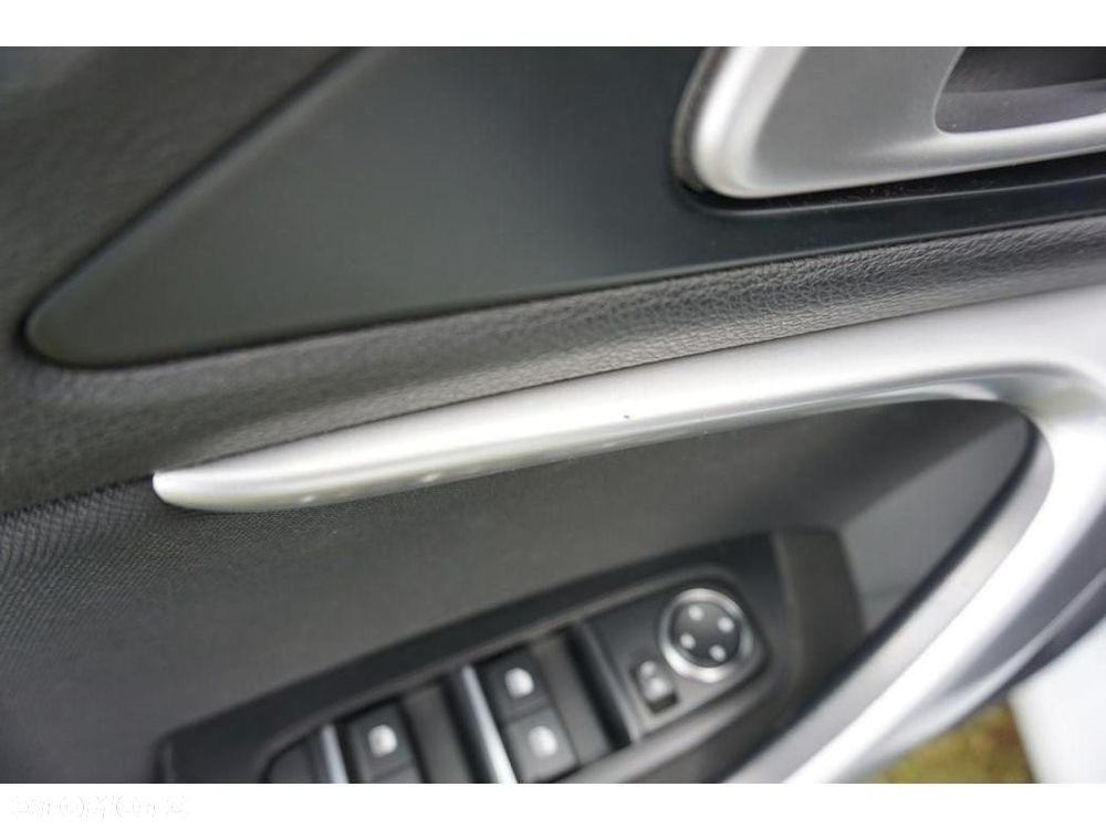 Kia Ceed - 15