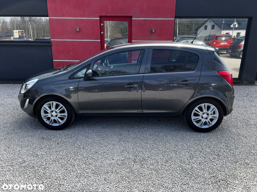 Opel Corsa 1.2 16V Selection 110 Jahre - 11