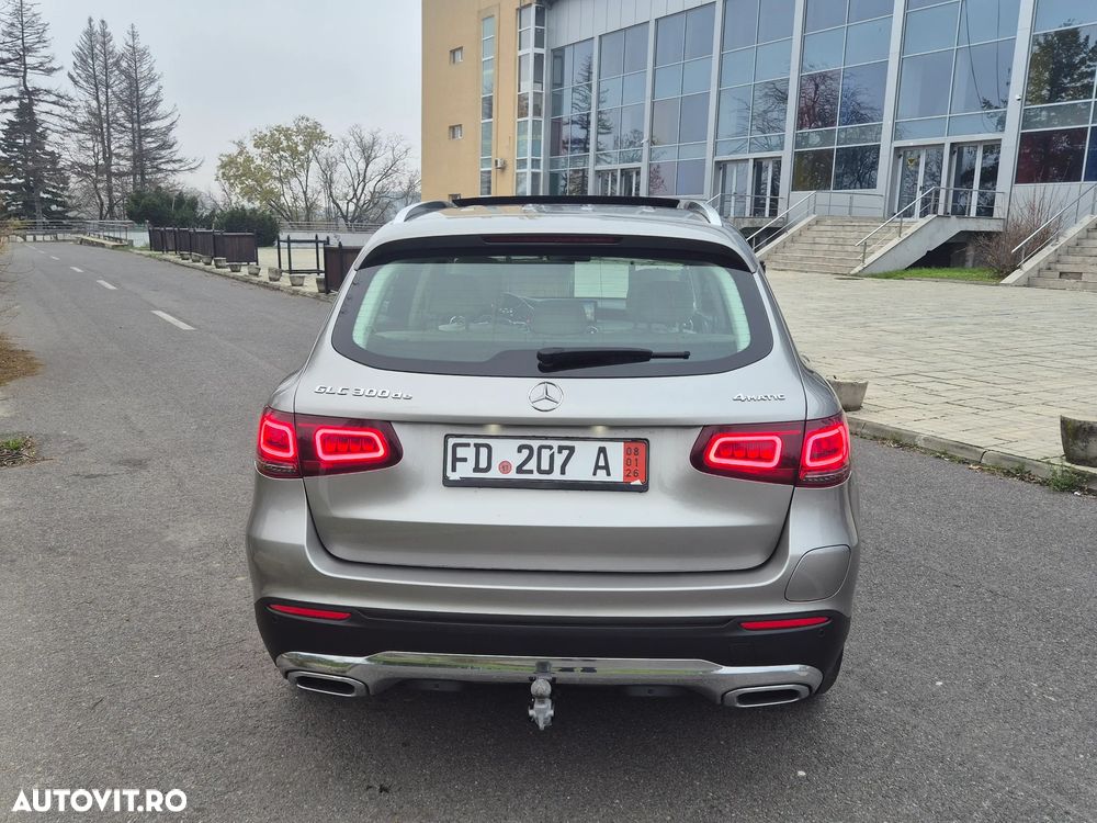 Mercedes-Benz GLC - 2