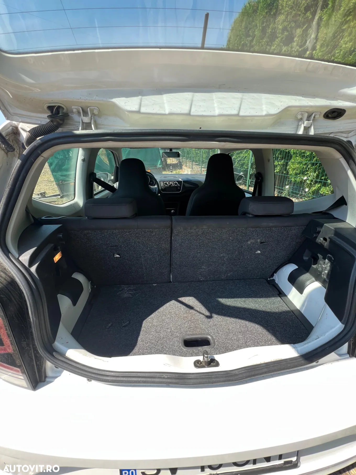 Volkswagen up! (BlueMotion Technology) take - 6