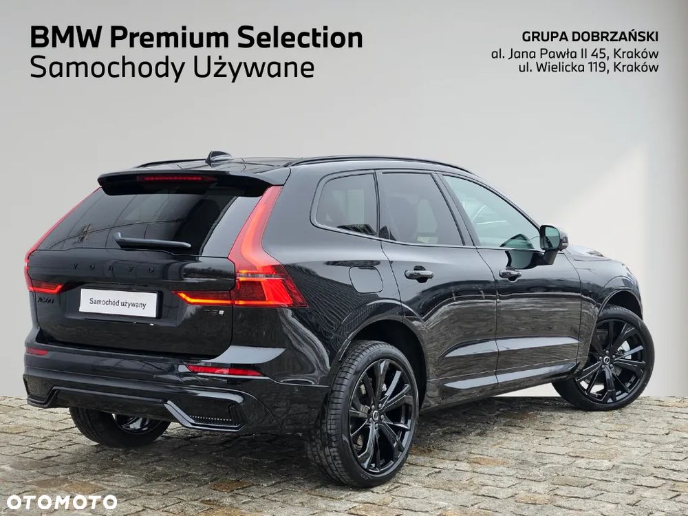 Volvo XC 60 T8 Plug-In Hybrid AWD Ultra Black Edition - 4